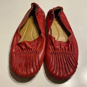 Preowned Women’s Chocolat Blu Slip-Ons in Red Leather Upper. Size 10